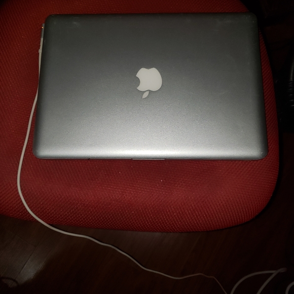 Apple Mac Pro 2010 LAB TOP GRAY